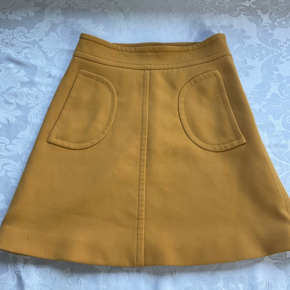 Claudie pierlot mustard yellow textured mini skirt women size 36, us size 4